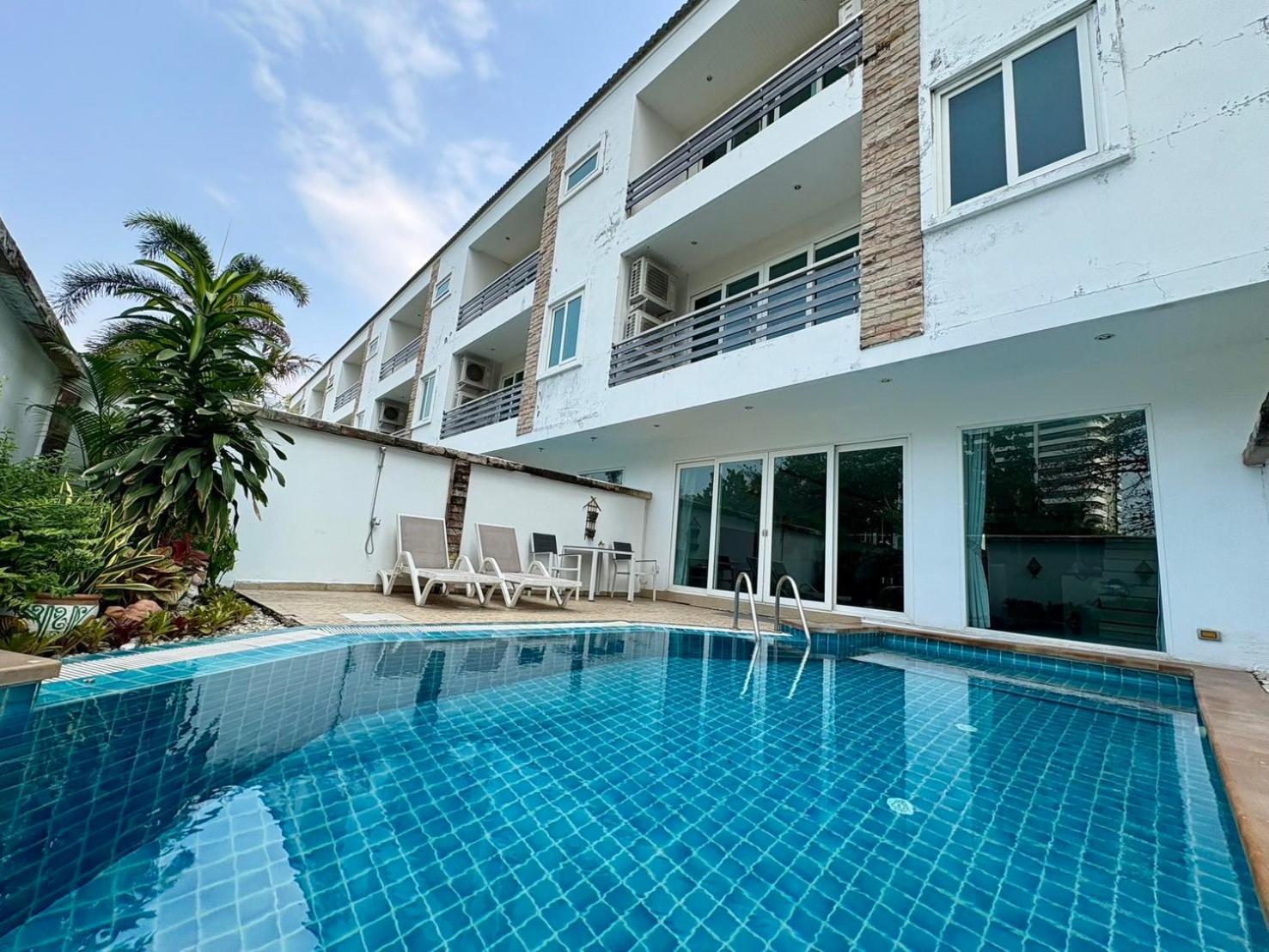 Hidden Palm Pool Villas Pattaya Dış mekan fotoğraf